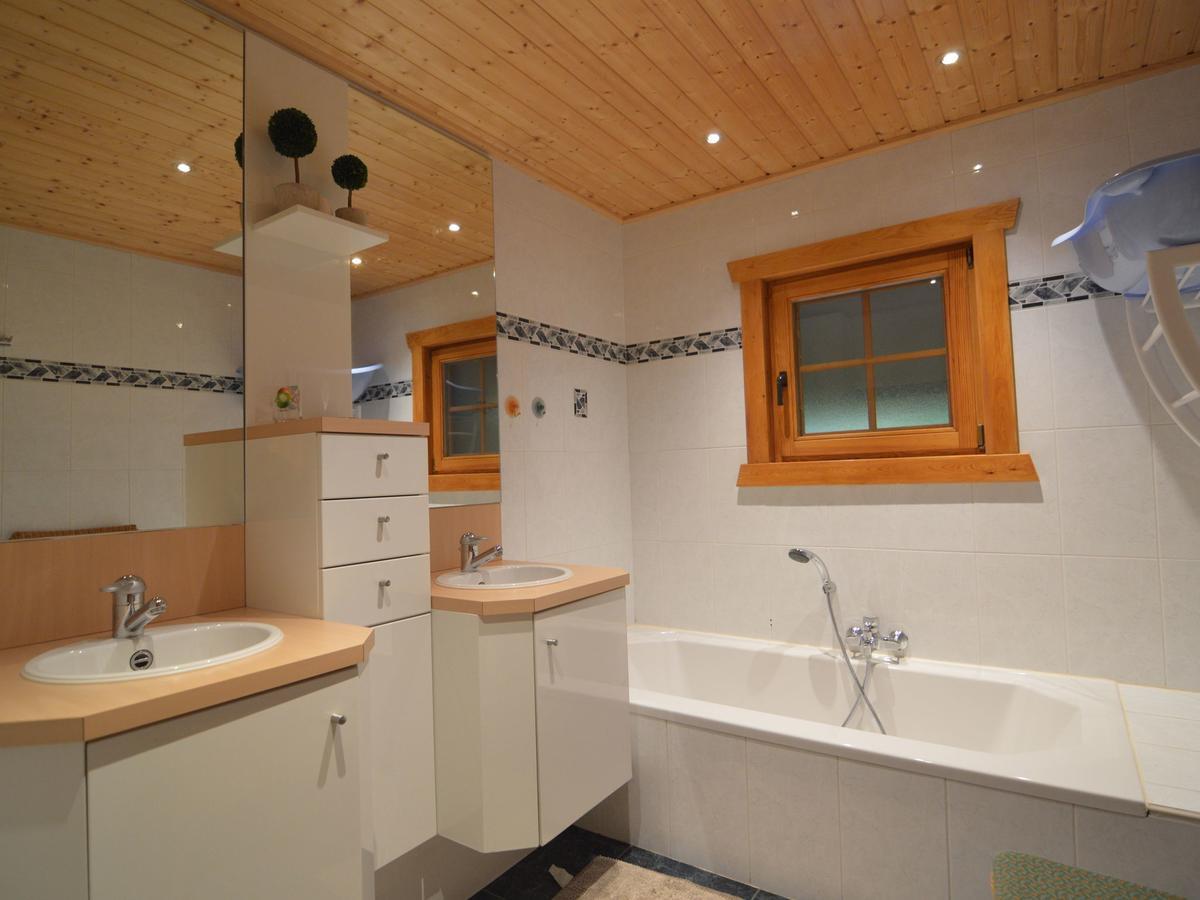 Charming Chalet With Private Garden In Stavelot Hockai Екстер'єр фото